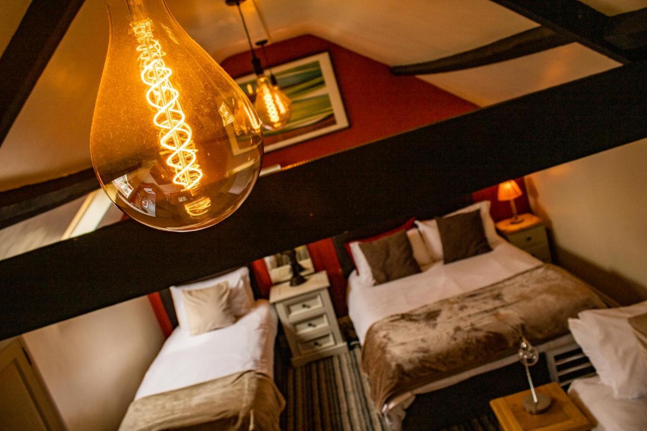 The Dolphin Hotel Chard Esterno foto